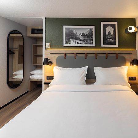 กัมปานีเล กาออร์ Hotel การ์ออร์ ภายนอก รูปภาพ